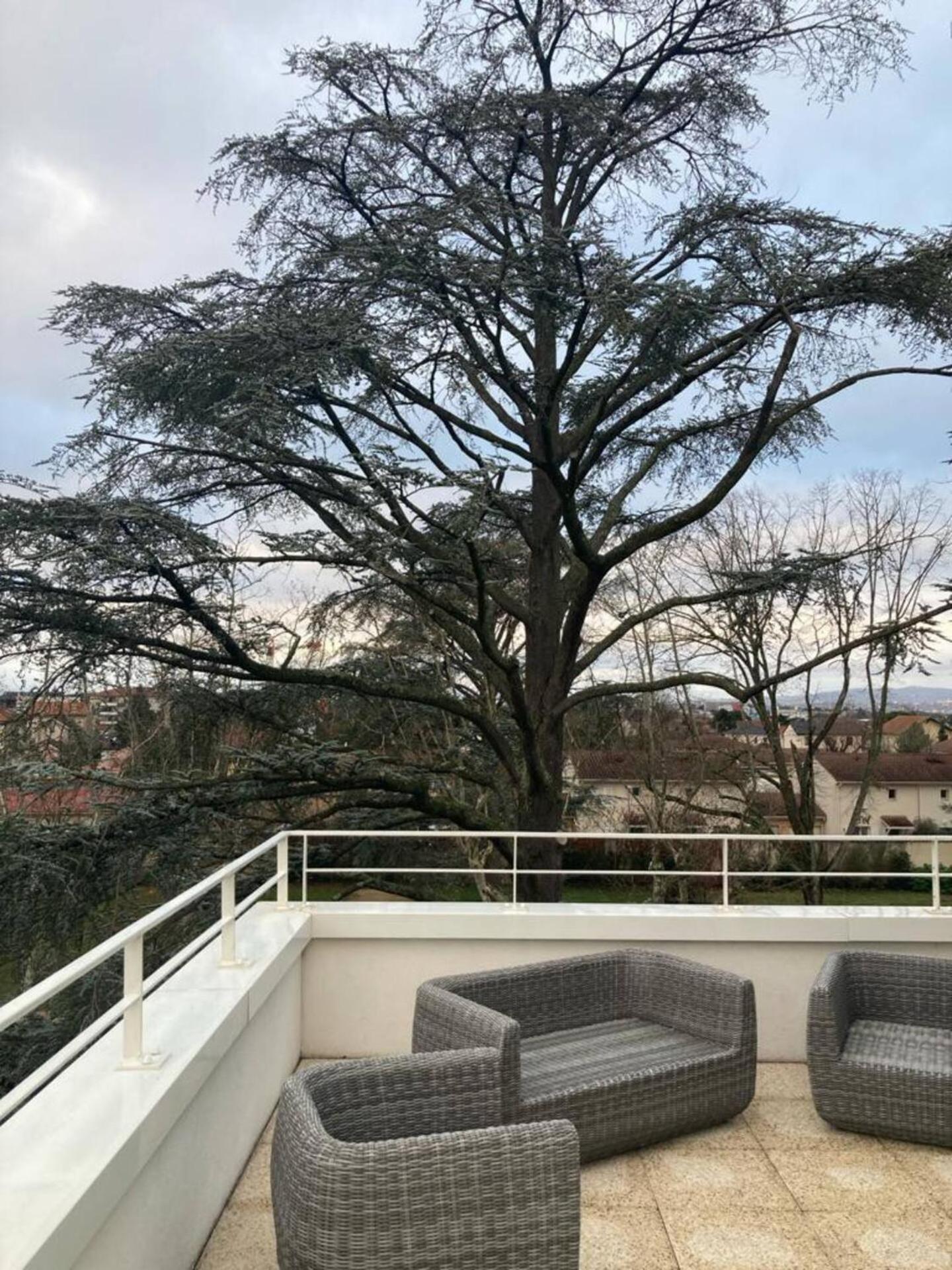 Standing 3 Chambres, Parkings, Terrasse * Meyzieu